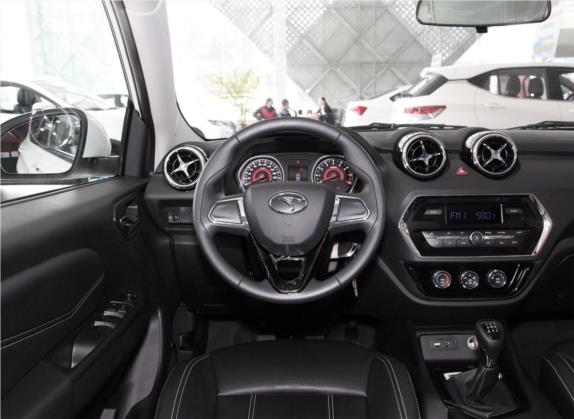 东南DX3 2019款 1.5L 手动豪华型 国VI 中控类   驾驶位