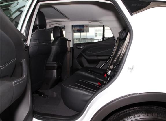东南DX3 2019款 1.5L 手动豪华型 国VI 车厢座椅   后排空间