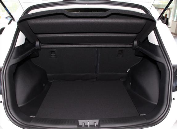 东南DX3 2019款 1.5L 手动豪华型 国VI 车厢座椅   后备厢