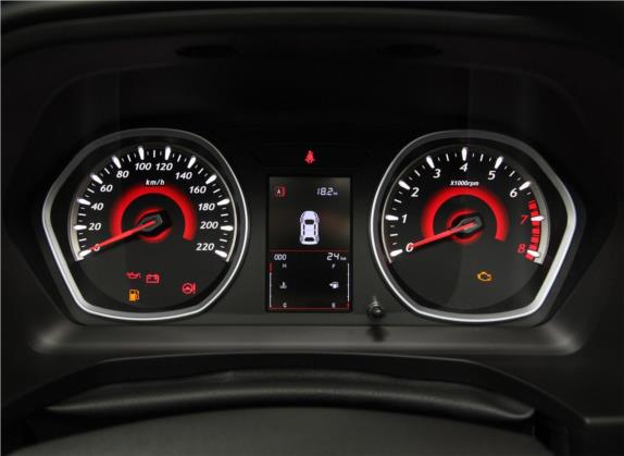 东南DX3 2019款 1.5L 手动豪华型 国VI 中控类   仪表盘