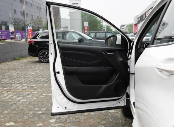 东南DX3 2019款 1.5L 手动豪华型 国V 车厢座椅   前门板