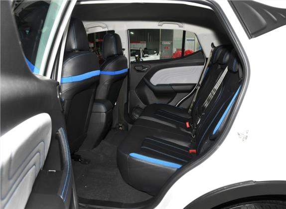 东南DX3新能源 2018款 EV400 豪华版 车厢座椅   后排空间