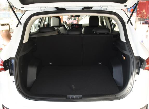 东南DX5 2021款 1.5L 手动豪华升级型 车厢座椅   后备厢