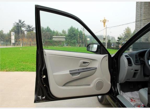 V3菱悦 2008款 1.5L 手动旗舰版 车厢座椅   前门板