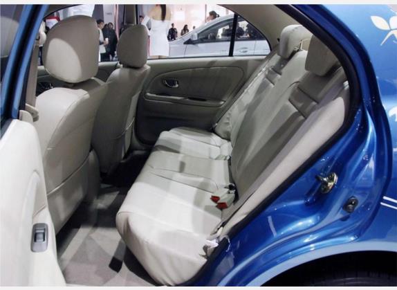 V3菱悦 2010款 1.5L CVT旗舰版 车厢座椅   后排空间