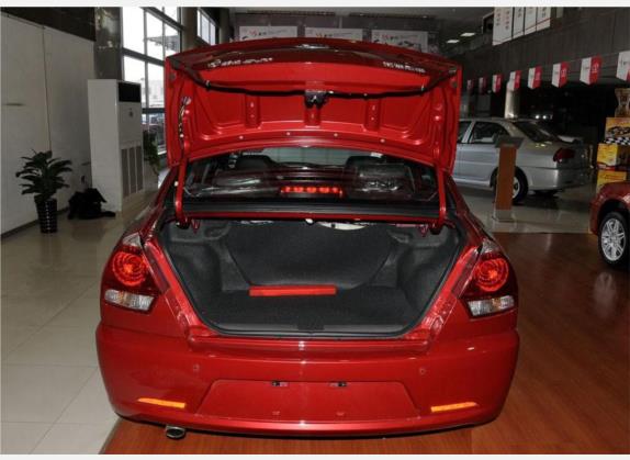 V3菱悦 2010款 1.5L CVT风采版 车厢座椅   后备厢