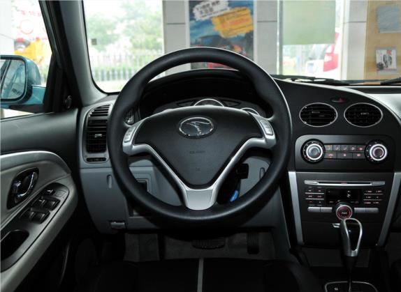V3菱悦 2011款 改款 1.5L CVT风采版 中控类   驾驶位