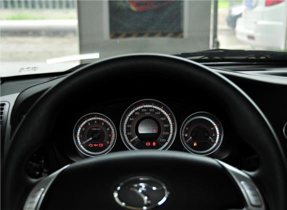 V3菱悦 2011款 改款 1.5L CVT风采版 中控类   仪表盘