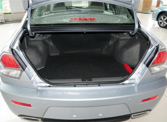 V3菱悦 2011款 1.5L CVT舒适版 车厢座椅   后备厢