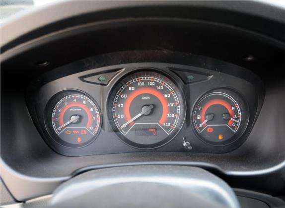 V3菱悦 2012款 改款 1.5L 手动风采版 中控类   仪表盘