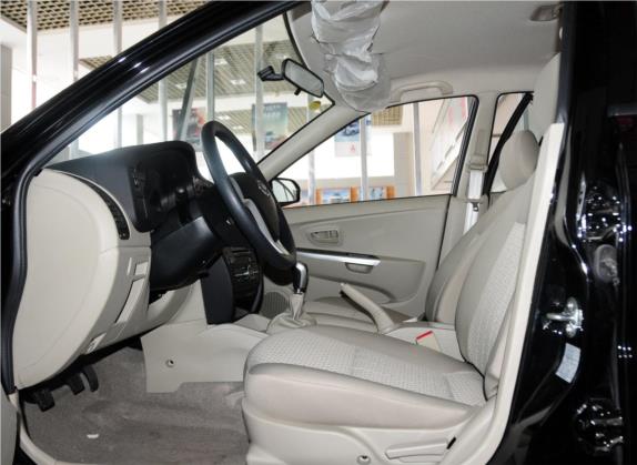V3菱悦 2014款 1.5L 手动亲民版 车厢座椅   前排空间