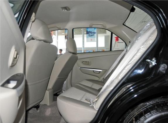 V3菱悦 2014款 1.5L 手动亲民版 车厢座椅   后排空间