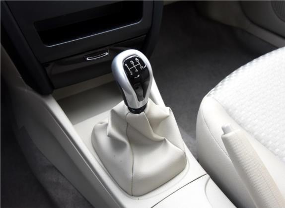 V3菱悦 2015款 1.5L 手动精明版 中控类   挡把