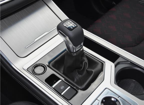 东南DX8 2022款 1.5T 手动亚马逊版 5座 中控类   挡把