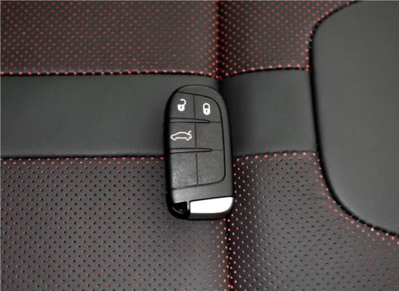 菲翔 2015款 1.4T 自动跃享版 其他细节类   钥匙