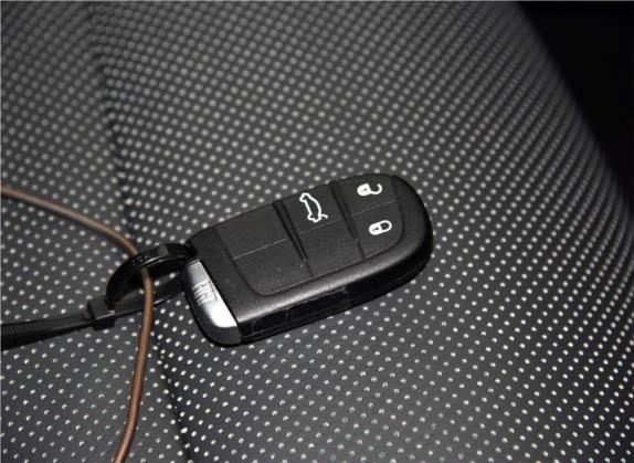 菲翔 2015款 1.4T 自动智享版 其他细节类   钥匙