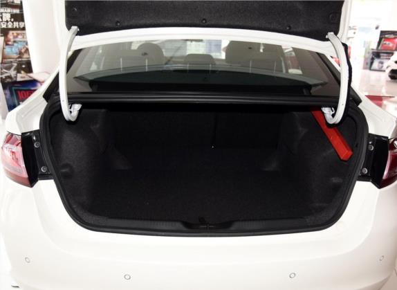 菲翔 2015款 1.4T 自动智享版 车厢座椅   后备厢