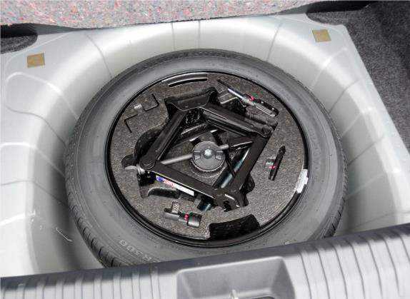 致悦 2014款 1.4T 自动时尚版 其他细节类   备胎