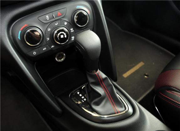 致悦 2014款 1.4T 自动运动版 中控类   挡把