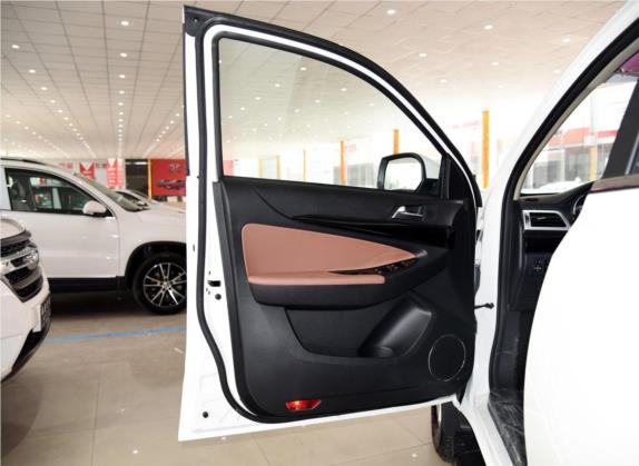 揽福 2015款 2.4L 汽油两驱豪华版 7座 车厢座椅   前门板