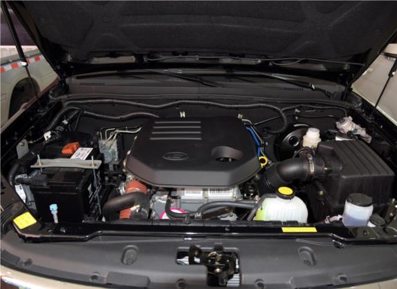 揽福 2015款 1.9T 柴油两驱标准版 7座 其他细节类   发动机舱