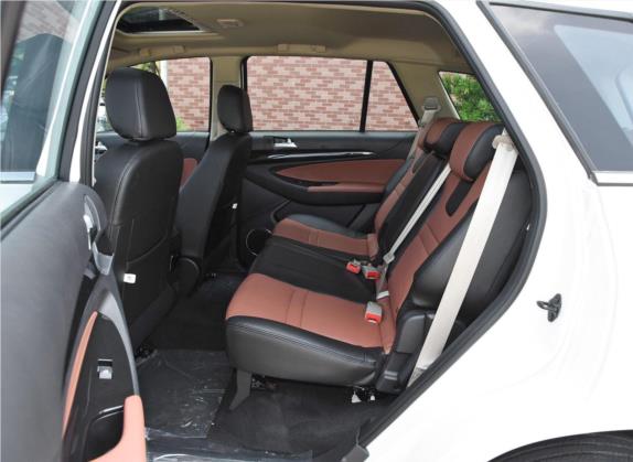 揽福 2017款 1.9T 柴油手动两驱旗舰版 7座 车厢座椅   后排空间