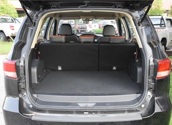 揽福 2017款 2.0T 汽油手动两驱豪华版 5座 车厢座椅   后备厢