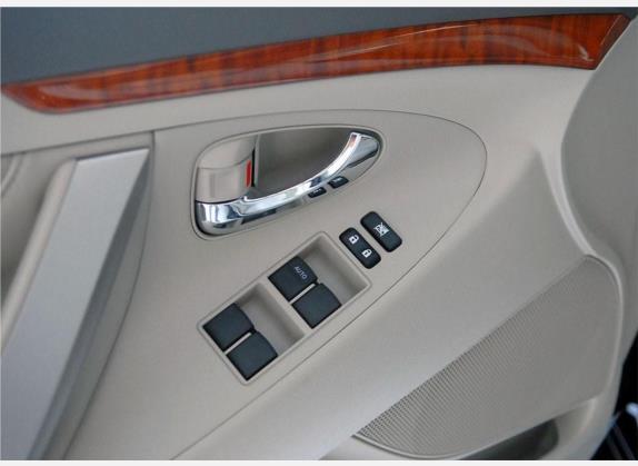 凯美瑞 2007款 240V 至尊版 车厢座椅   门窗控制