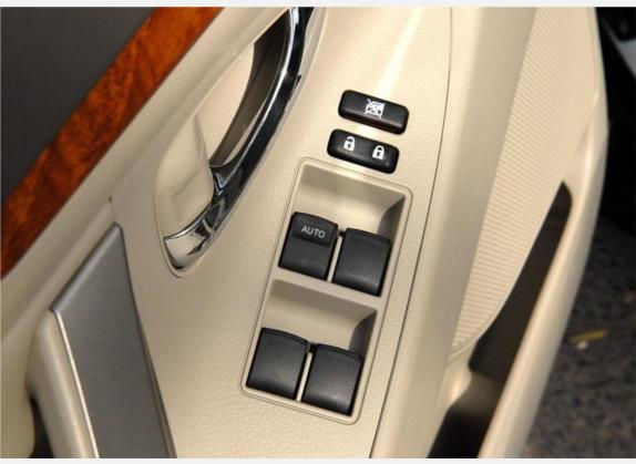 凯美瑞 2009款 240V G-BOOK智能导航版 车厢座椅   门窗控制