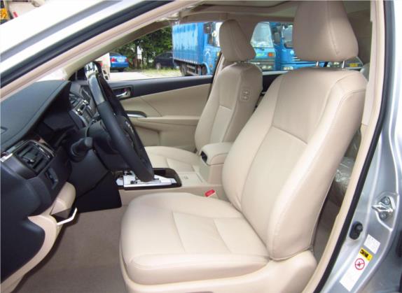凯美瑞 2012款 尊瑞 2.5HV 至尊版 车厢座椅   前排空间