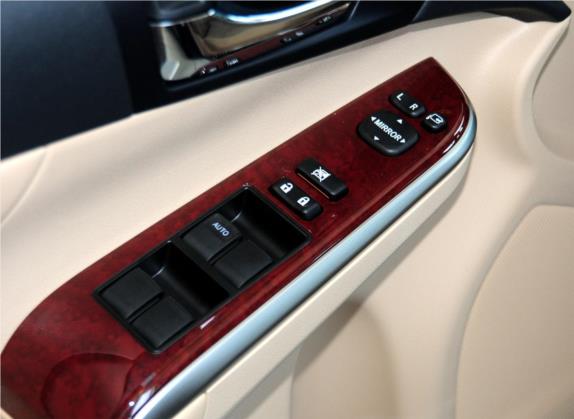 凯美瑞 2013款 2.0G 舒适版 车厢座椅   门窗控制