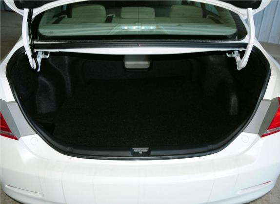 凯美瑞 2013款 200E 经典精英版 车厢座椅   后备厢