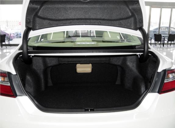 凯美瑞 2015款 2.0G 豪华版 车厢座椅   后备厢