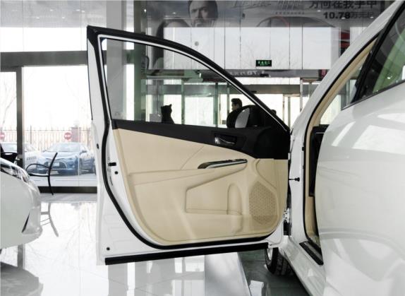 凯美瑞 2015款 2.0G 豪华版 车厢座椅   前门板