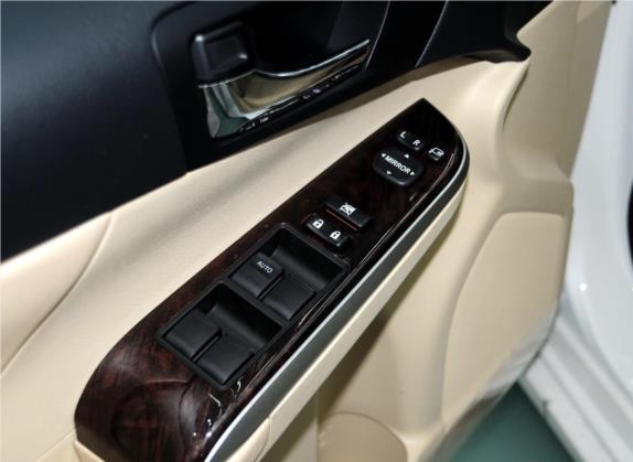 凯美瑞 2015款 2.0G 豪华版 车厢座椅   门窗控制