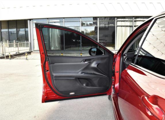 凯美瑞 2018款 2.5S 锋尚版 车厢座椅   前门板