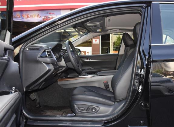 凯美瑞 2019款 2.0E 领先版 国VI 车厢座椅   前排空间