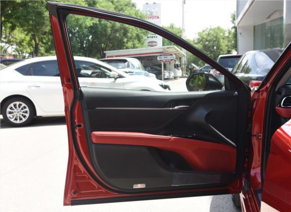 凯美瑞 2019款 改款 2.5S 锋尚版 车厢座椅   前门板