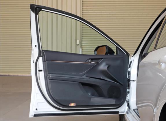 凯美瑞 2021款 2.0S 锋尚版 车厢座椅   前门板
