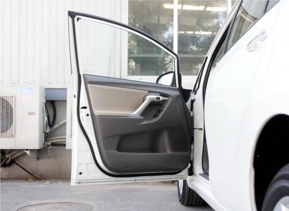 逸致 2014款 星耀 180E CVT精英多功能版 车厢座椅   前门板