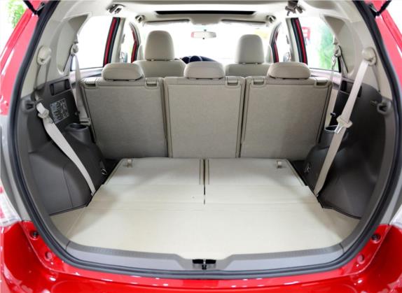 逸致 2014款 星耀 180G CVT舒适多功能版 车厢座椅   后备厢
