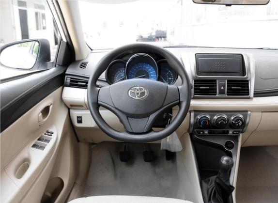 YARiS L 致炫 2014款 1.3L 手动灵动版 中控类   驾驶位