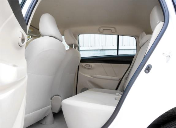 YARiS L 致炫 2014款 1.3L 手动灵动版 车厢座椅   后排空间