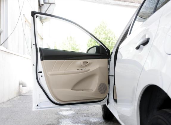 YARiS L 致炫 2014款 1.3L 手动灵动版 车厢座椅   前门板