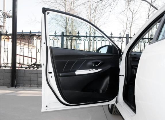 YARiS L 致炫 2015款 1.5GS 自动锐动特别版 车厢座椅   前门板