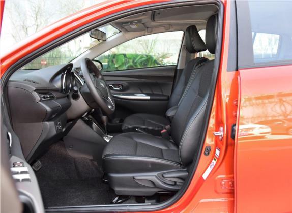 YARiS L 致炫 2015款 1.5G 自动橙色限量版 车厢座椅   前排空间