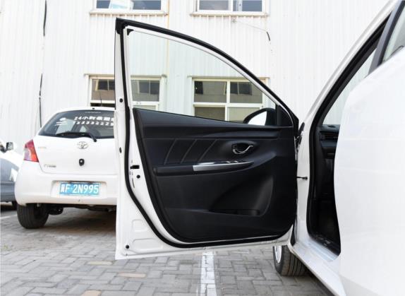 YARiS L 致炫 2016款 改款 1.5G CVT炫动天窗版 车厢座椅   前门板