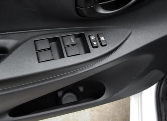 YARiS L 致炫 2016款 改款 1.3L 手动灵动版 车厢座椅   门窗控制