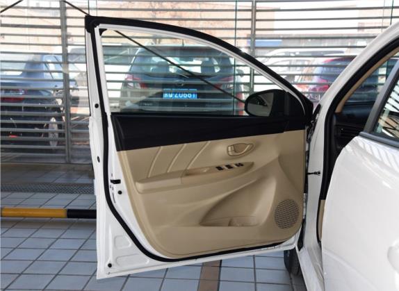 YARiS L 致炫 2016款 改款 1.3E CVT魅动版 车厢座椅   前门板