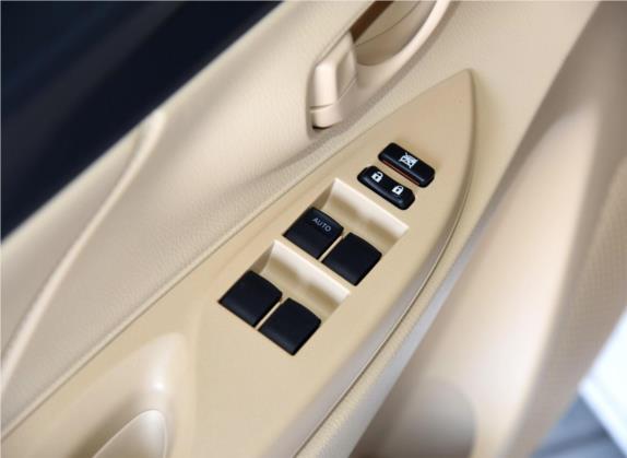 YARiS L 致炫 2016款 改款 1.3E CVT魅动版 车厢座椅   门窗控制